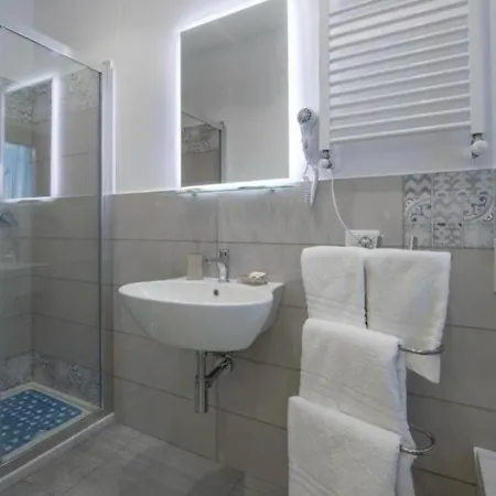 L' Amaranto アジェーロラ